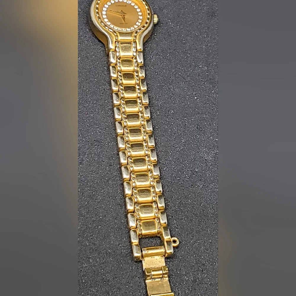 VINTAGE SEIKO LASALLE 18K GOLD PLATED WOMEN'S WATCH WITH SWAROVSKI CRYSTALS